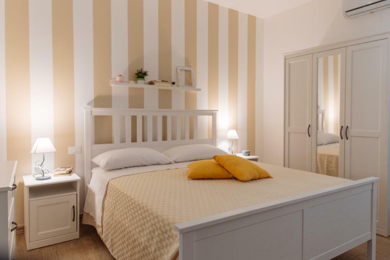 Il Tempo Ritrovato - Locazione Ad Uso Turistico Apartment Palermo Exterior photo