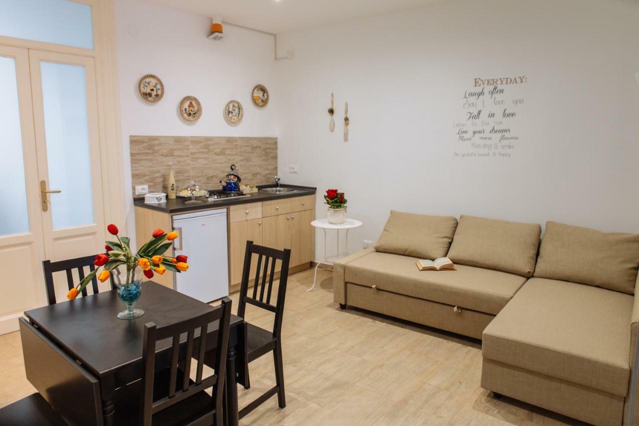 Il Tempo Ritrovato - Locazione Ad Uso Turistico Apartment Palermo Exterior photo