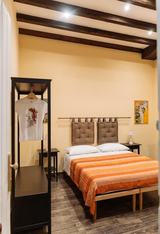 Il Tempo Ritrovato - Locazione Ad Uso Turistico Apartment Palermo Exterior photo