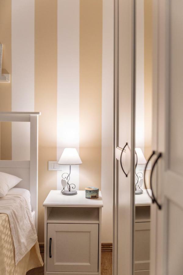 Il Tempo Ritrovato - Locazione Ad Uso Turistico Apartment Palermo Exterior photo
